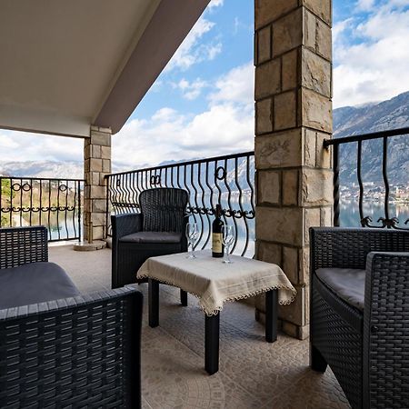 Apartments Vukovic Kotor Eksteriør billede
