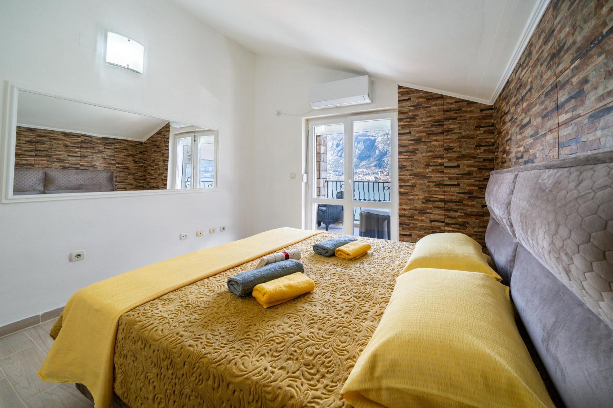 Apartments Vukovic Kotor Eksteriør billede