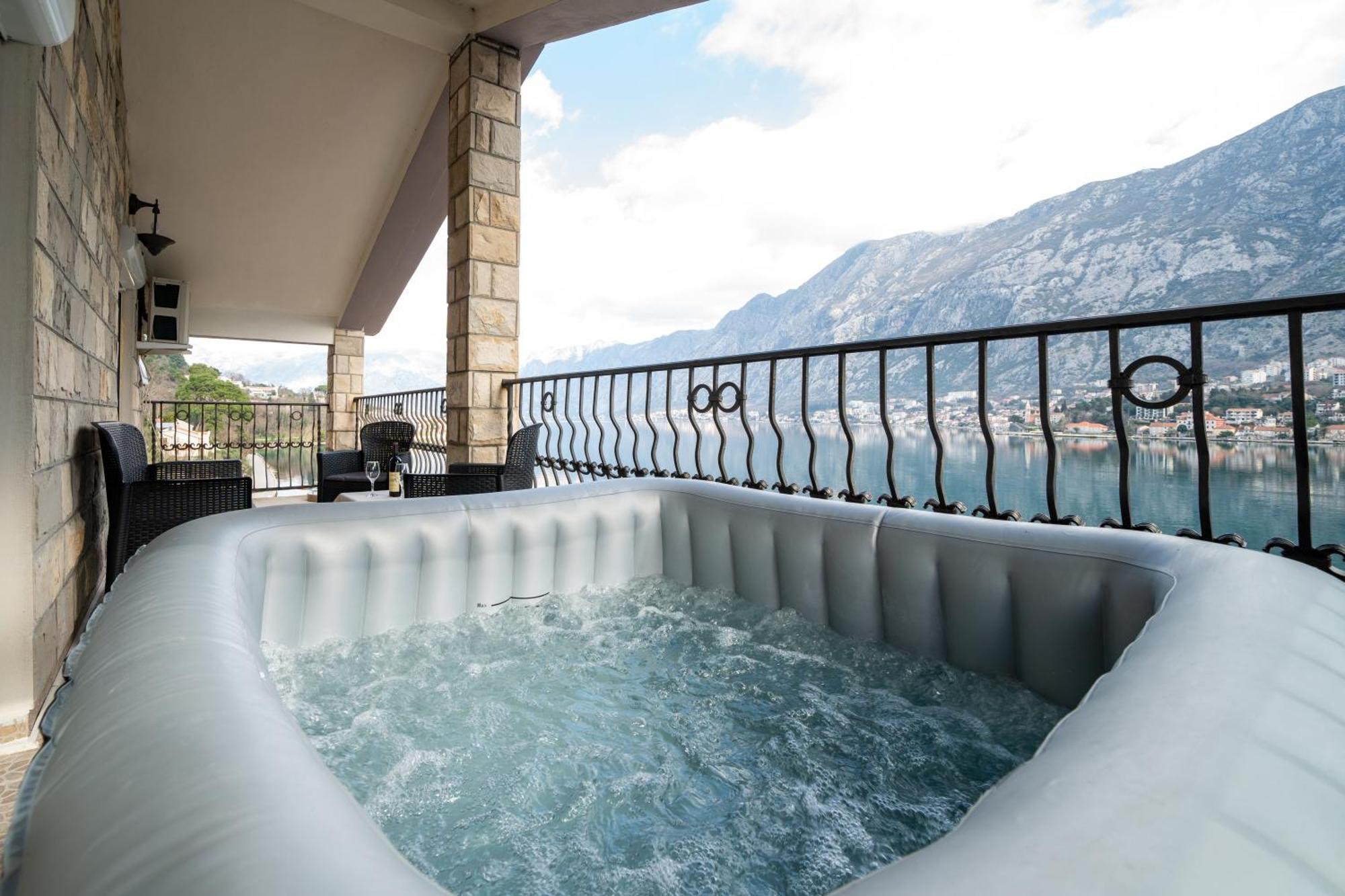 Apartments Vukovic Kotor Eksteriør billede